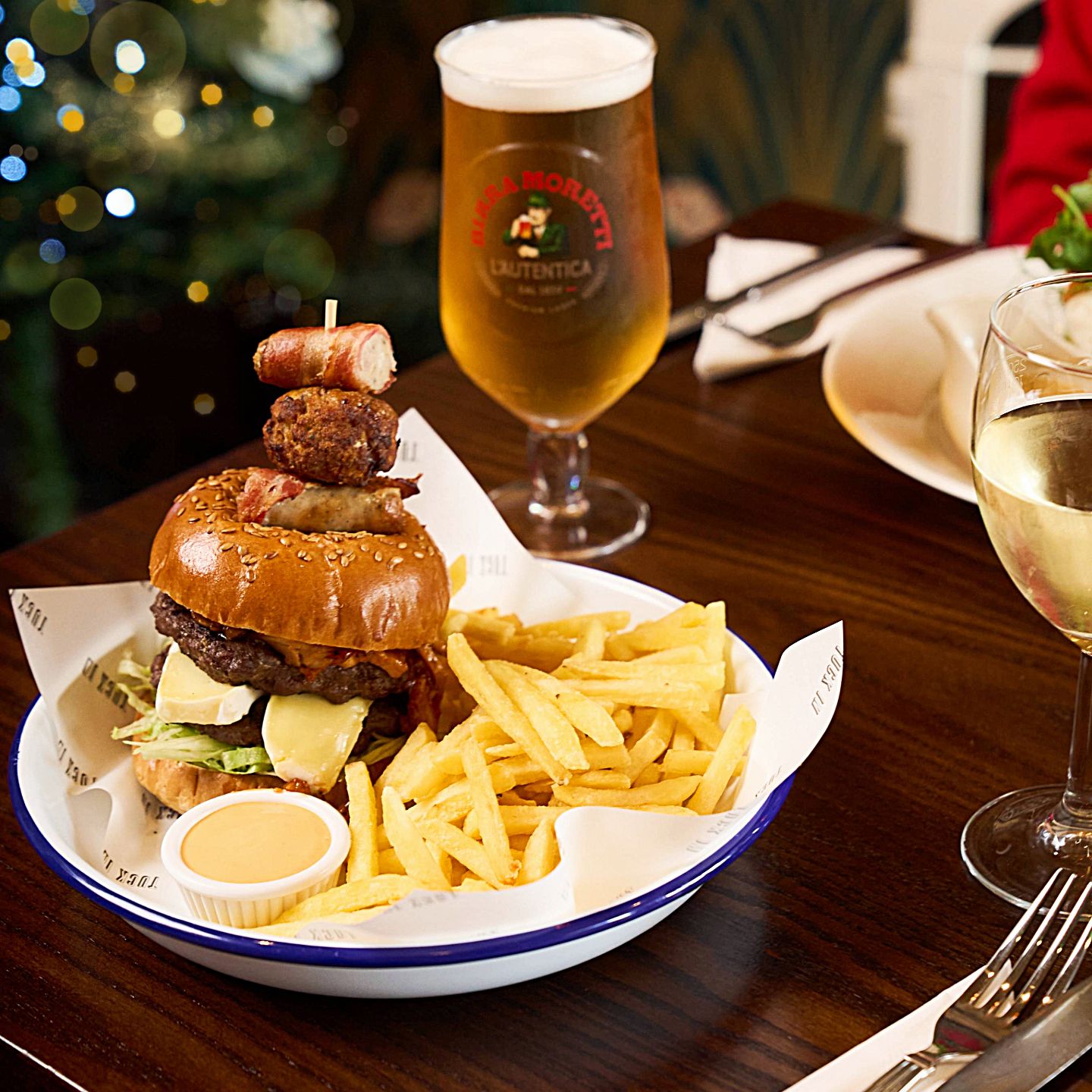 Festive Lunch & Dinner at The Pheasant in Ashford